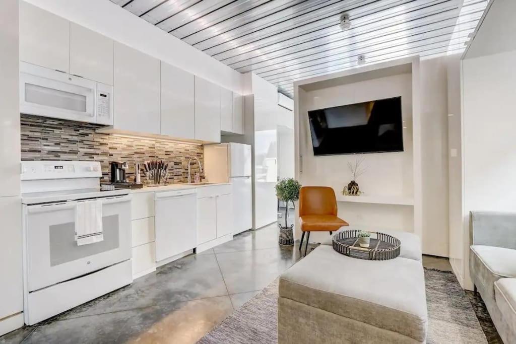 Kcm Mikros Smart Apartments 2 Cleveland Eksteriør billede